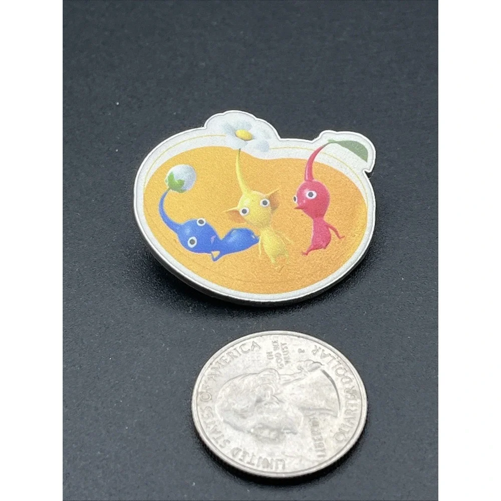 Nintendo Pikmin Video Game Lapel‎ Hat Pin